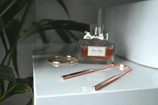 OrganiBrush 100% Koper Tongschraper / Tongreiniger - Antibacterieel - 1 Stuk 2 OrganiBrush 100% Koper Tongschraper / Tongreiniger - Antibacterieel - 1 Stuk - Afbeelding 2