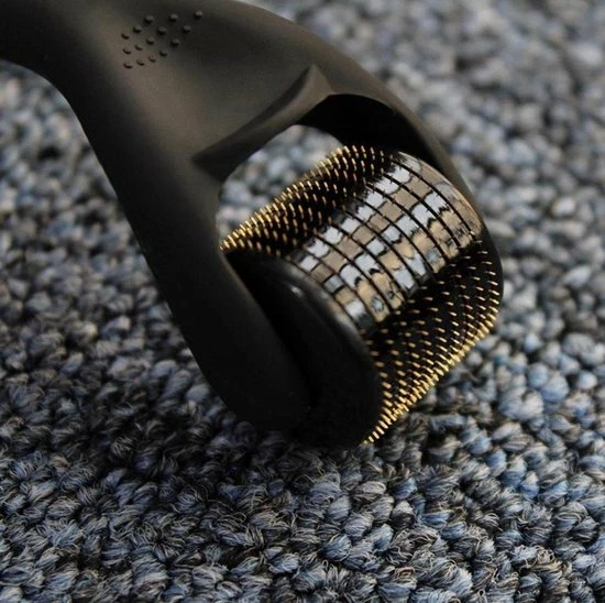 Hozard® Baardgroei Kit Met Dermaroller - Baardolie- Cadeau Voor Mannen - Baardgroei Stimuleren - Baard Serum - Baardgroei Olie - Derma Roller - Verzorg Set - Baard Verzorging - Giftset - Baardroller 4 Hozard® Baardgroei Kit Met Dermaroller - Baardolie- Cadeau Voor Mannen - Baardgroei Stimuleren - Baard Serum - Baardgroei Olie - Derma Roller - Verzorg Set - Baard Verzorging - Giftset - Baardroller - Afbeelding 4