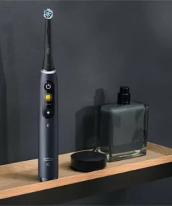 Oral B Oral-B IO 8 - Wit En Zwart - Elektrische Tandenborstels - Duopack -NIVEA Shop 550x549 115